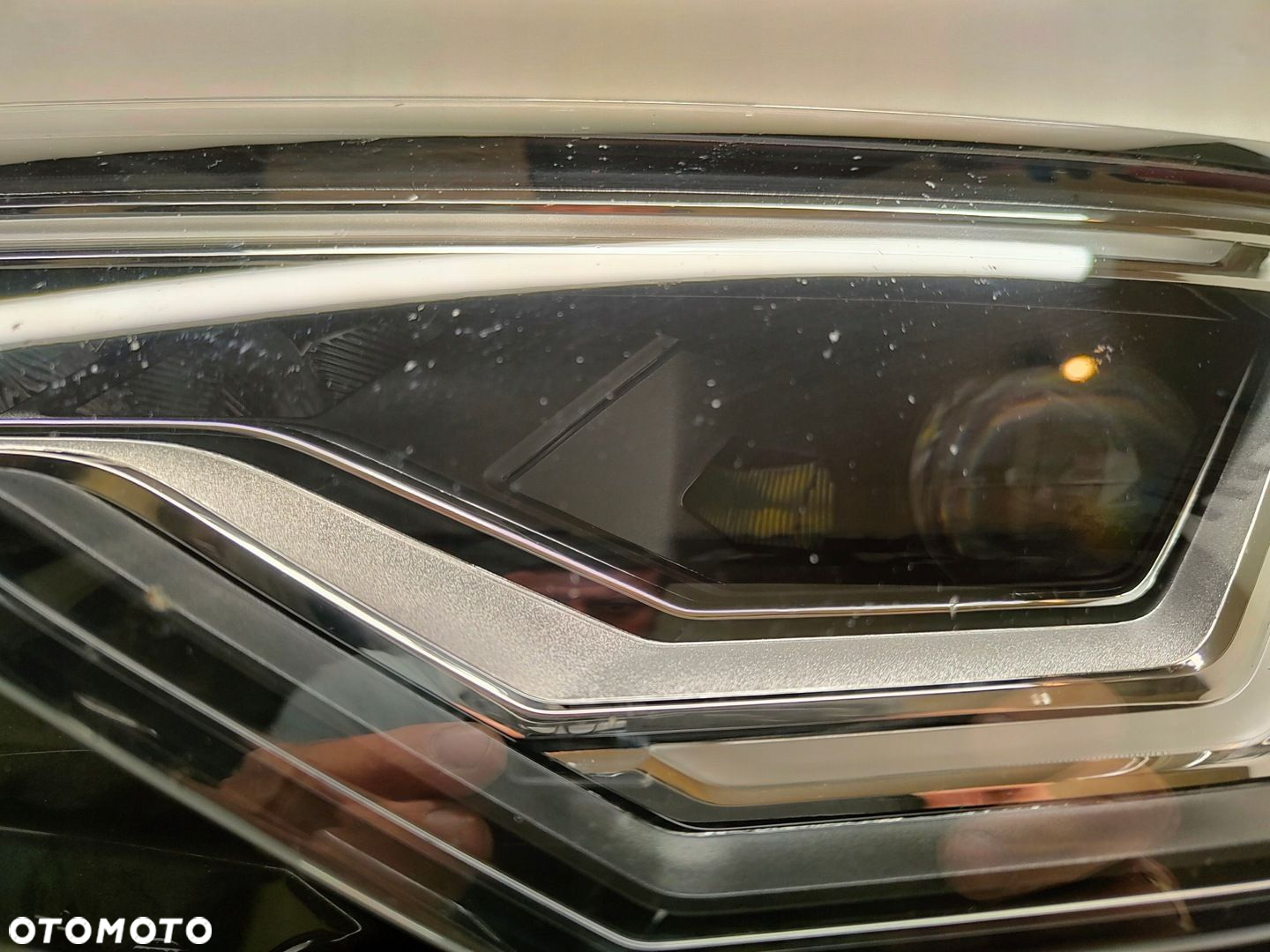 AUDI A6 C8 FULL LED LAMPA LEWY PRZÓD 4K0941039C - 2