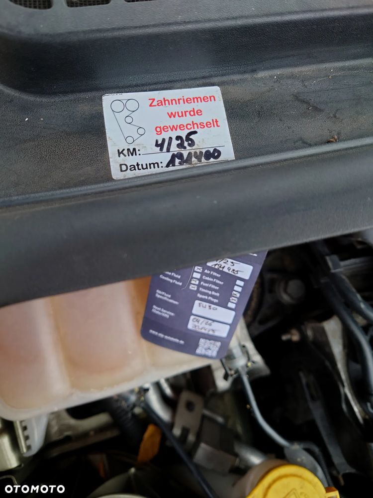 Ford Kuga 2.0 TDCi 2x4 Titanium - 16