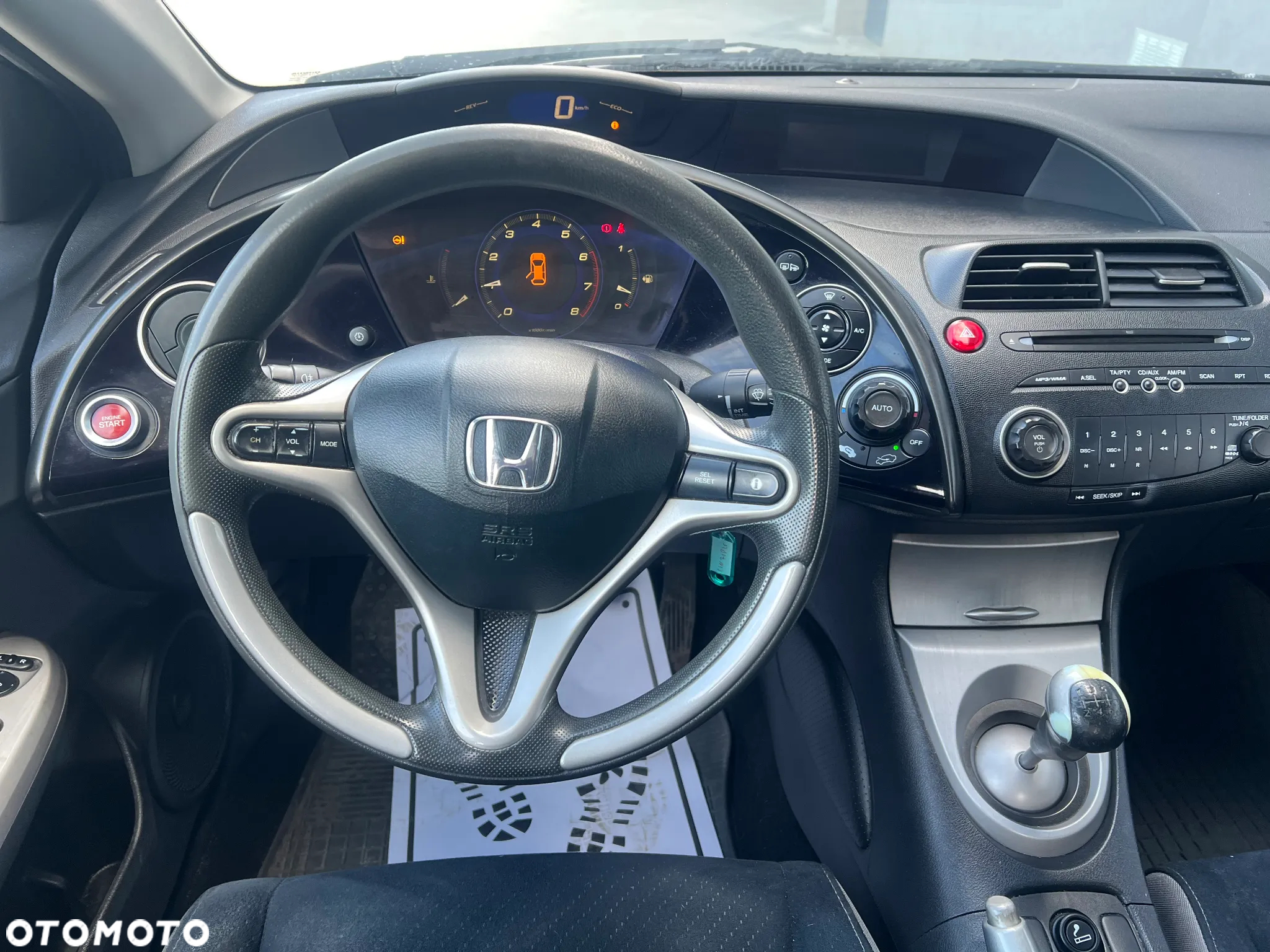 Honda Civic 1.4 Comfort - 10