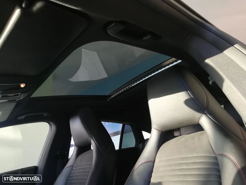 Mercedes-Benz CLA 220 Shooting Brake d 4Matic 7G-DCT AMG Line - 18