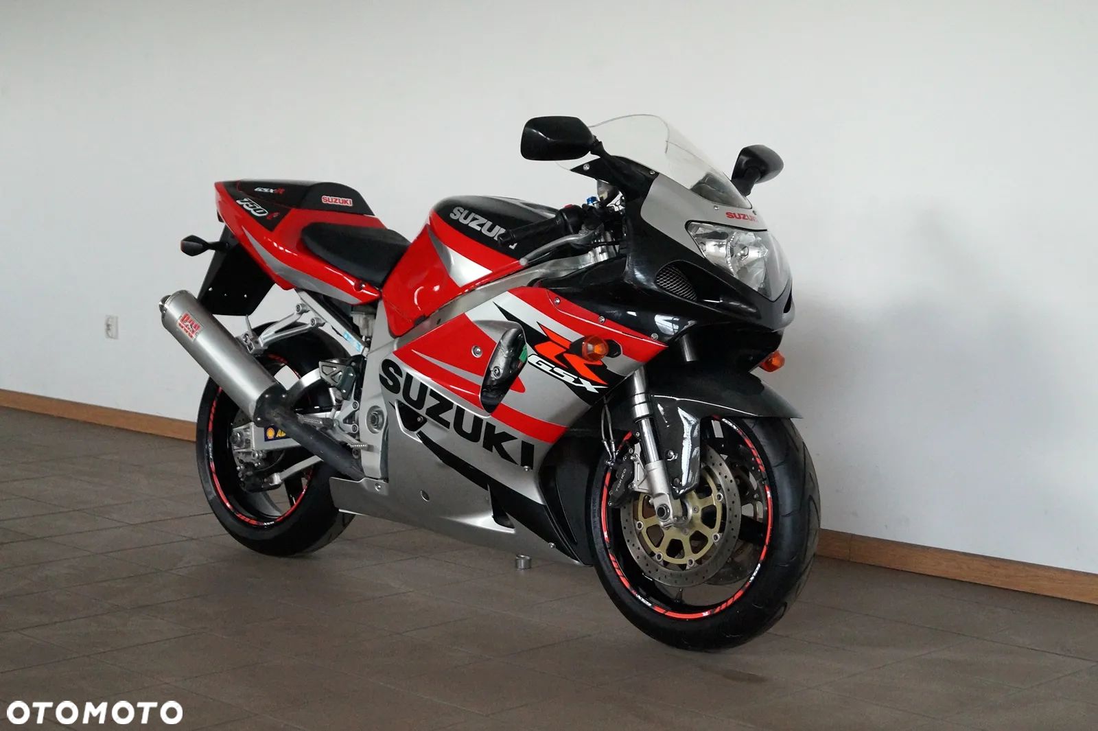 Suzuki GSX-R - 1