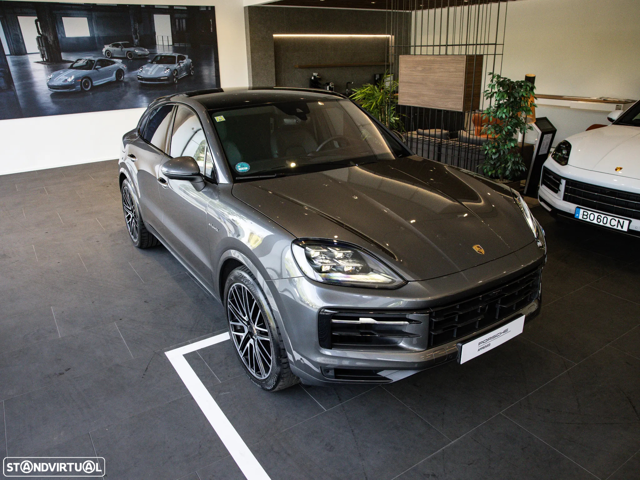 Porsche Cayenne Coupé E-Hybrid - 10