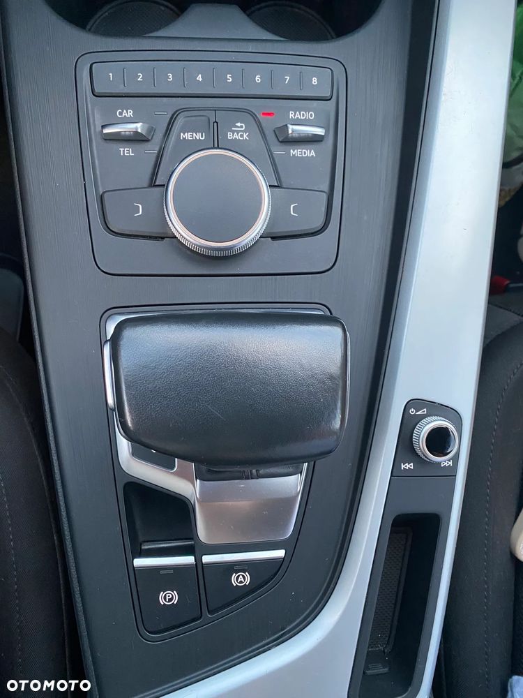 Audi A4 Avant 2.0 TDI S tronic - 11