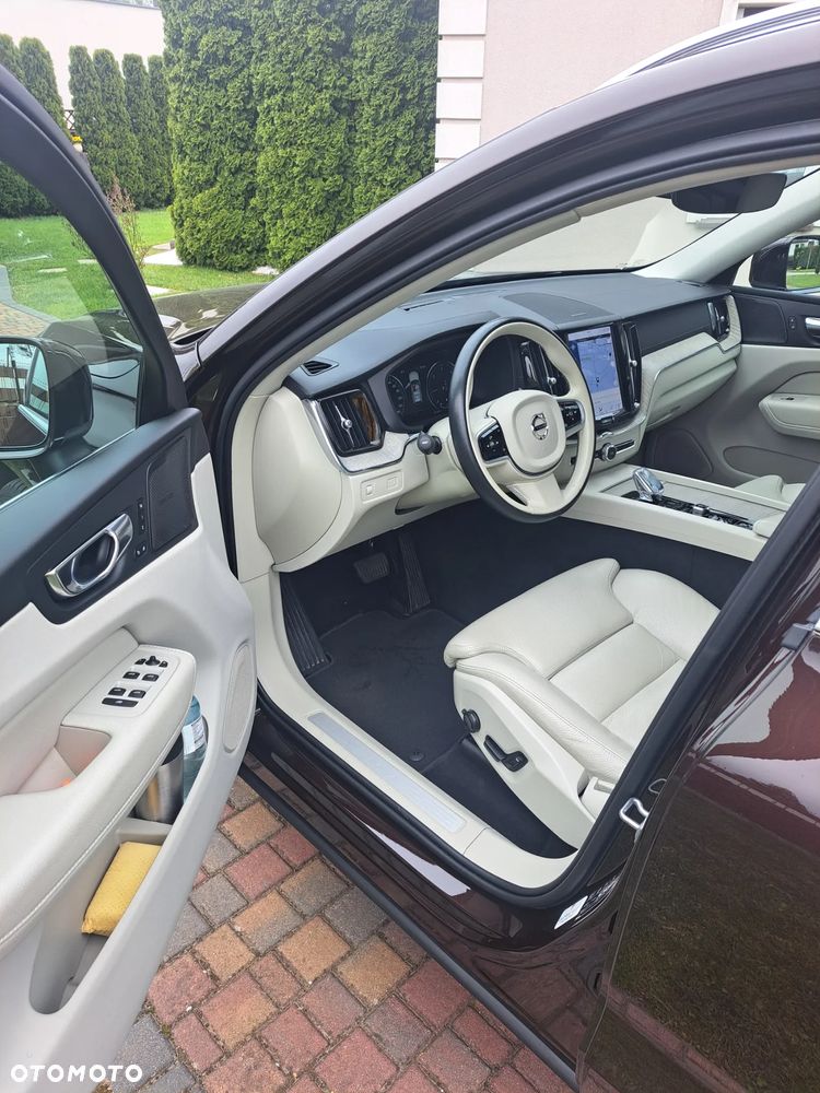 Volvo XC 60 B5 D AWD Inscription - 7