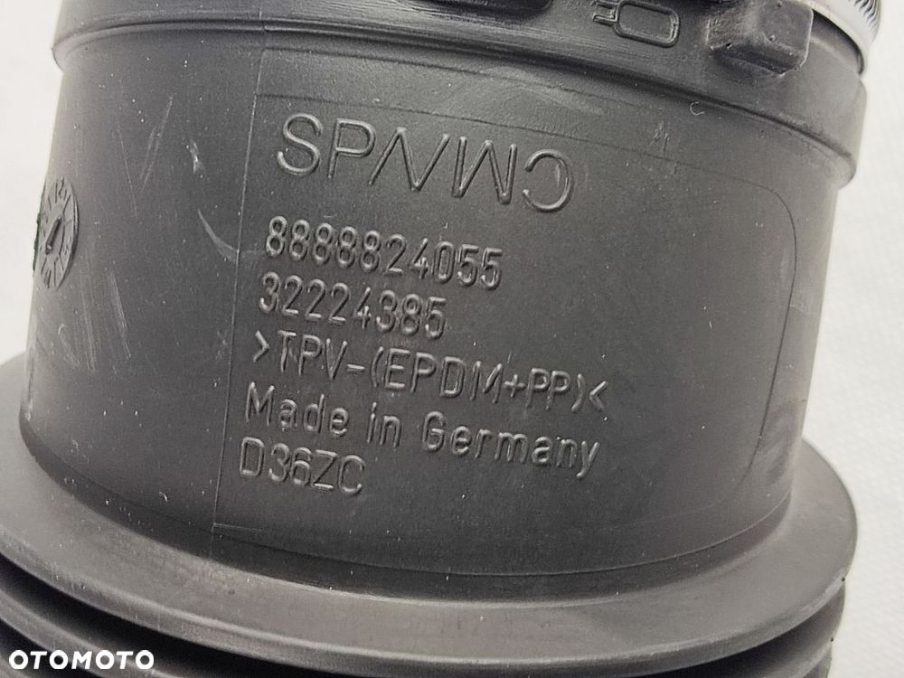 VOLVO XC40 2.0T T4 17-21r Rura Dolot Rezonator Powietrza - 3