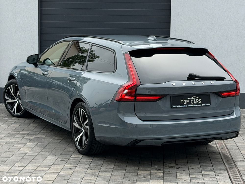 Volvo V90 T8 AWD Plug-In Hybrid R-Design - 28