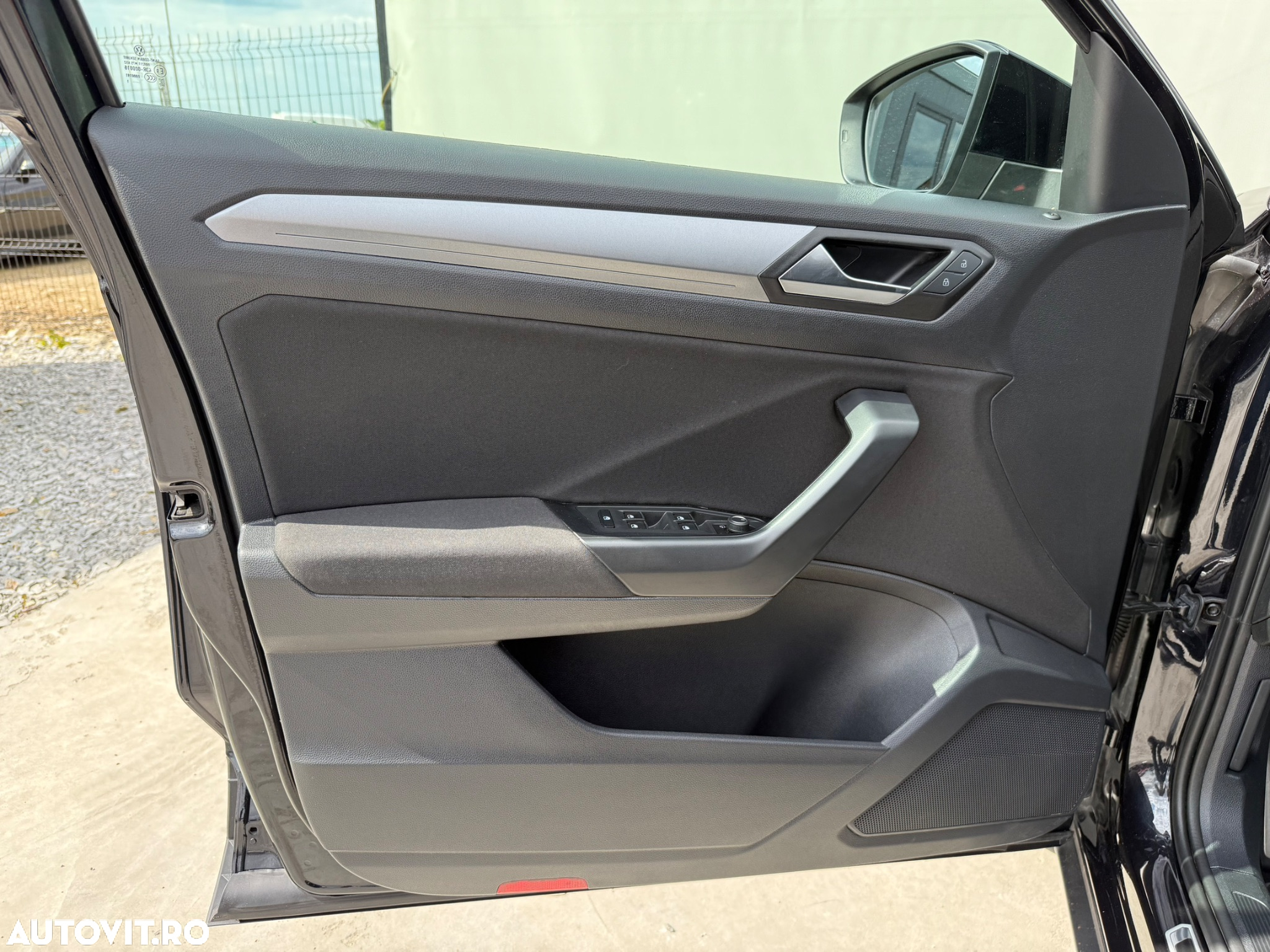 Volkswagen T-ROC 2.0 TDI SCR DSG ACTIVE - 20