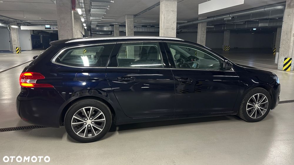 Peugeot 308 1.6 BlueHDi Allure S&S - 3