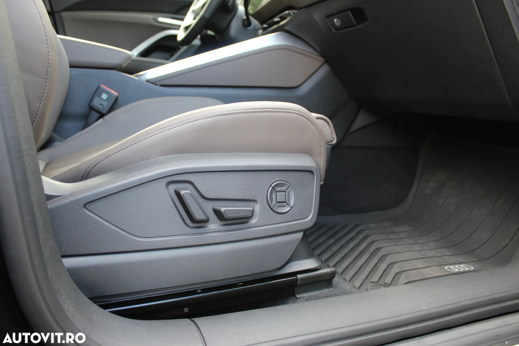 Audi Q5 40 TFSI quattro S tronic MHEV - 38