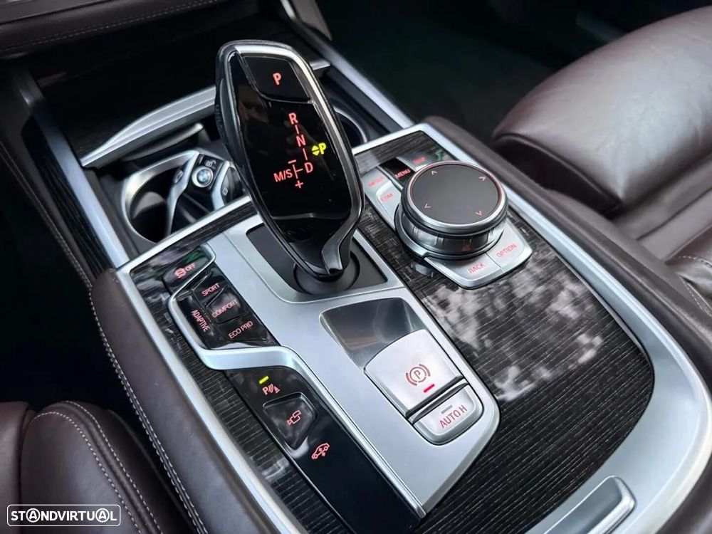 BMW 730 - 45