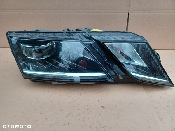 Full Led przedni prawy Skoda Octavia III 3 lift lampa 5E
