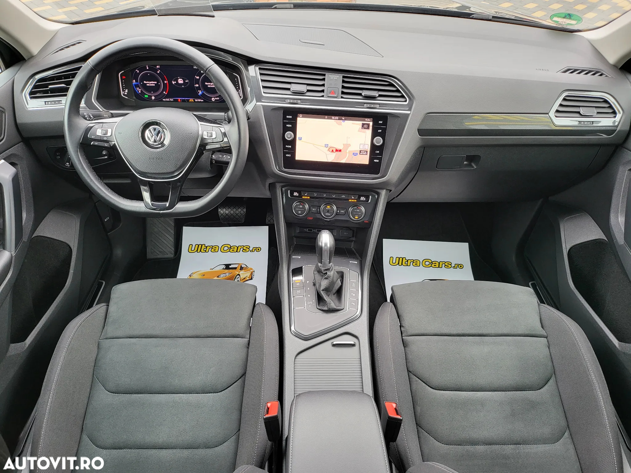 Volkswagen Tiguan 2.0 TDI DSG Elegance - 9