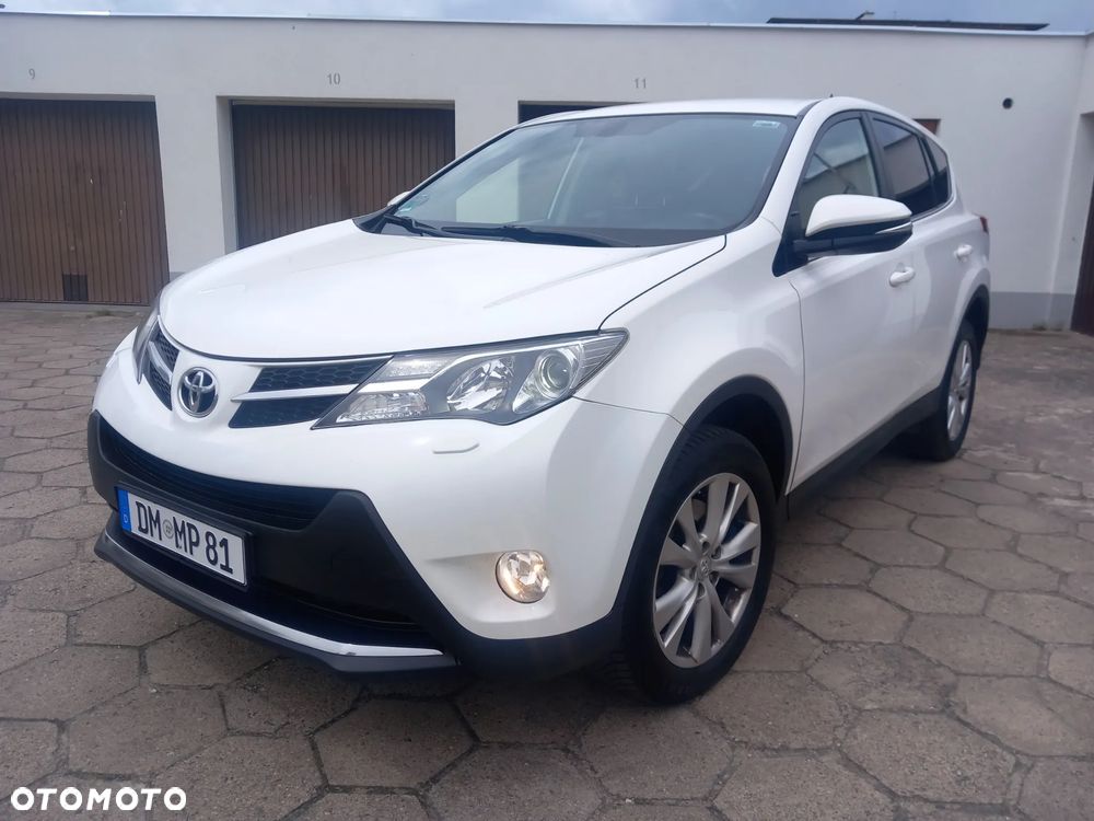 Toyota RAV4 - 4
