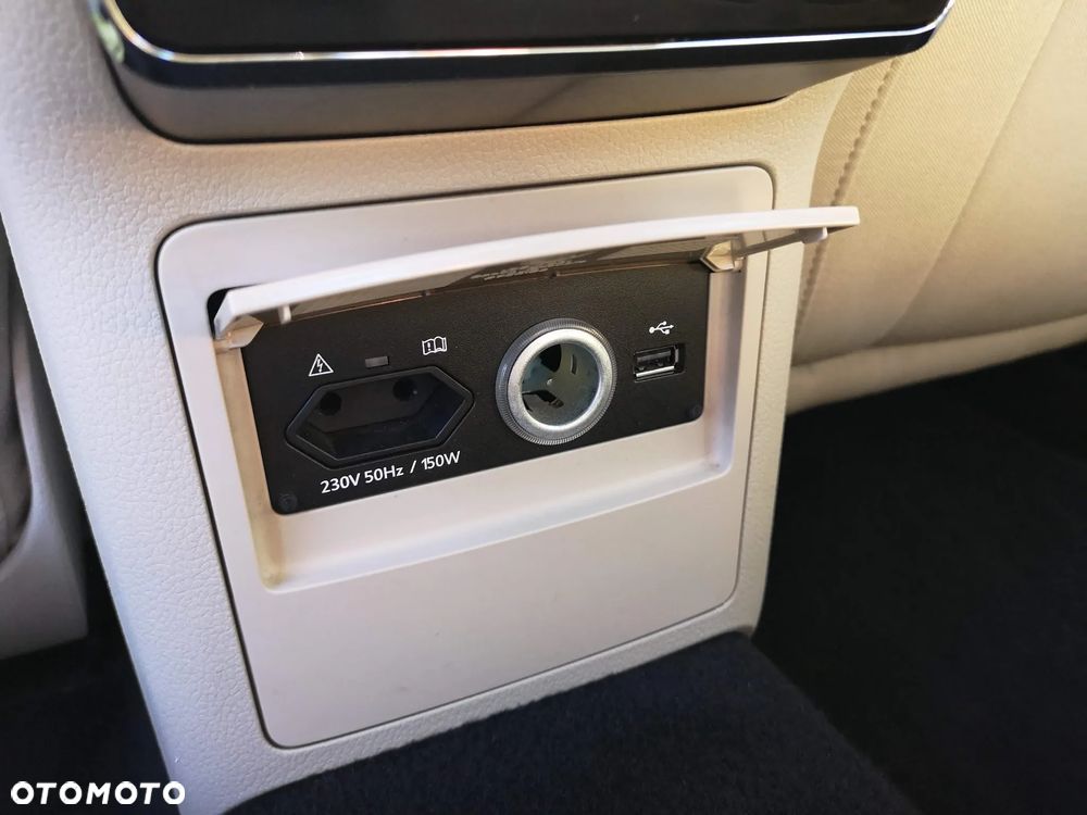 Skoda Superb 2.0 TDI DSG Premium Edition - 25