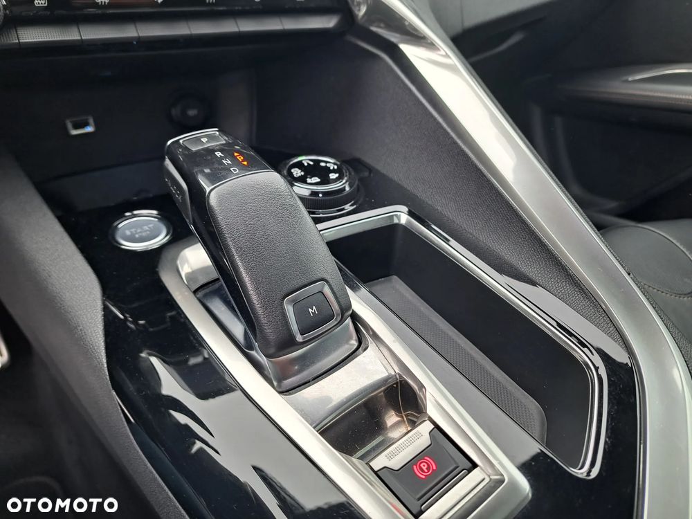 Peugeot 3008 - 16