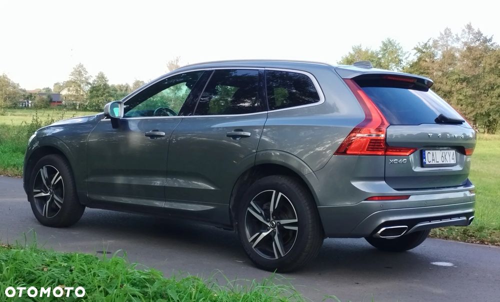 Volvo XC 60 D5 SCR AWD R-Design - 9