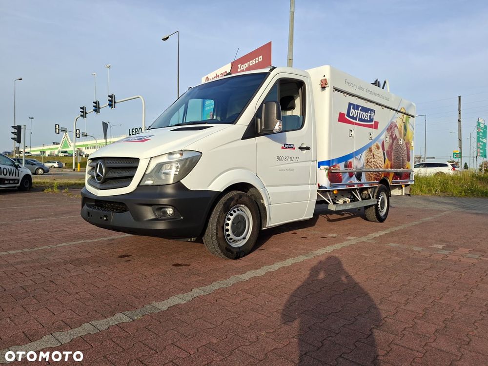Mercedes-Benz Sprinter - 9