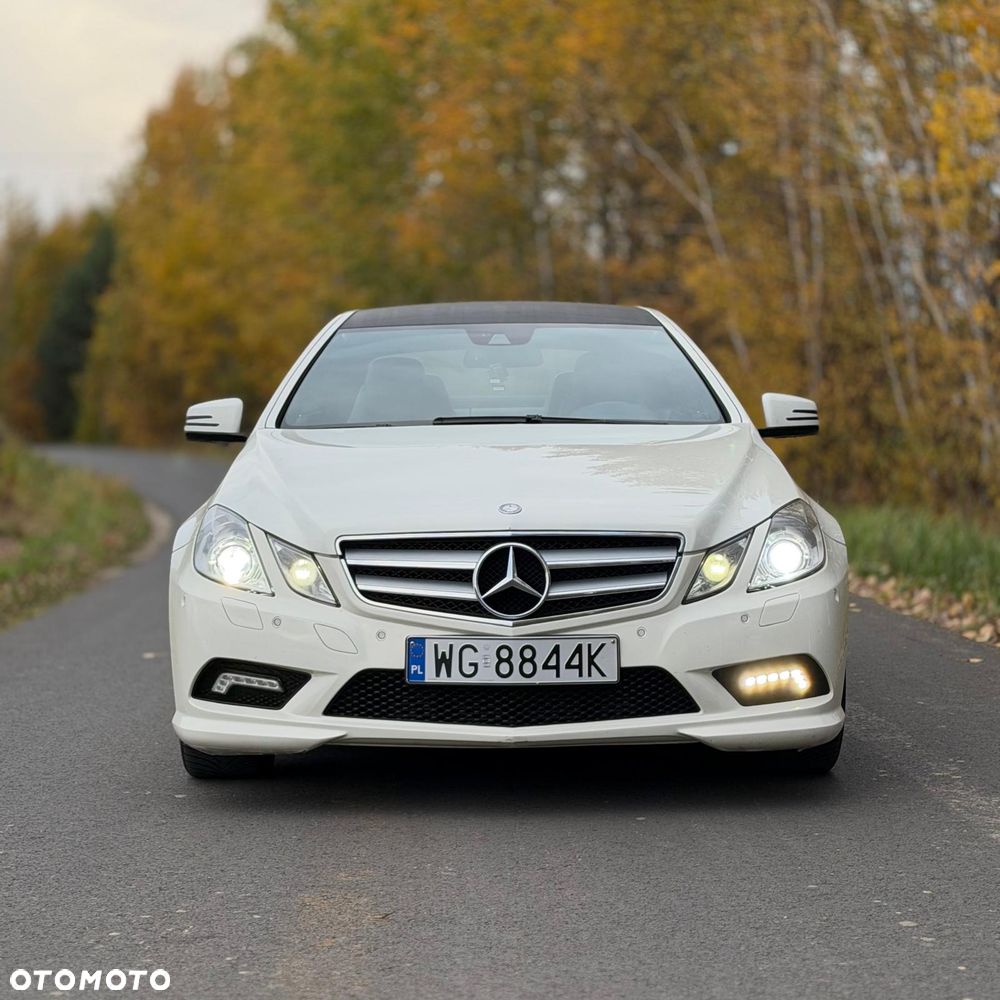 Mercedes-Benz E-Class 2011 photo 3