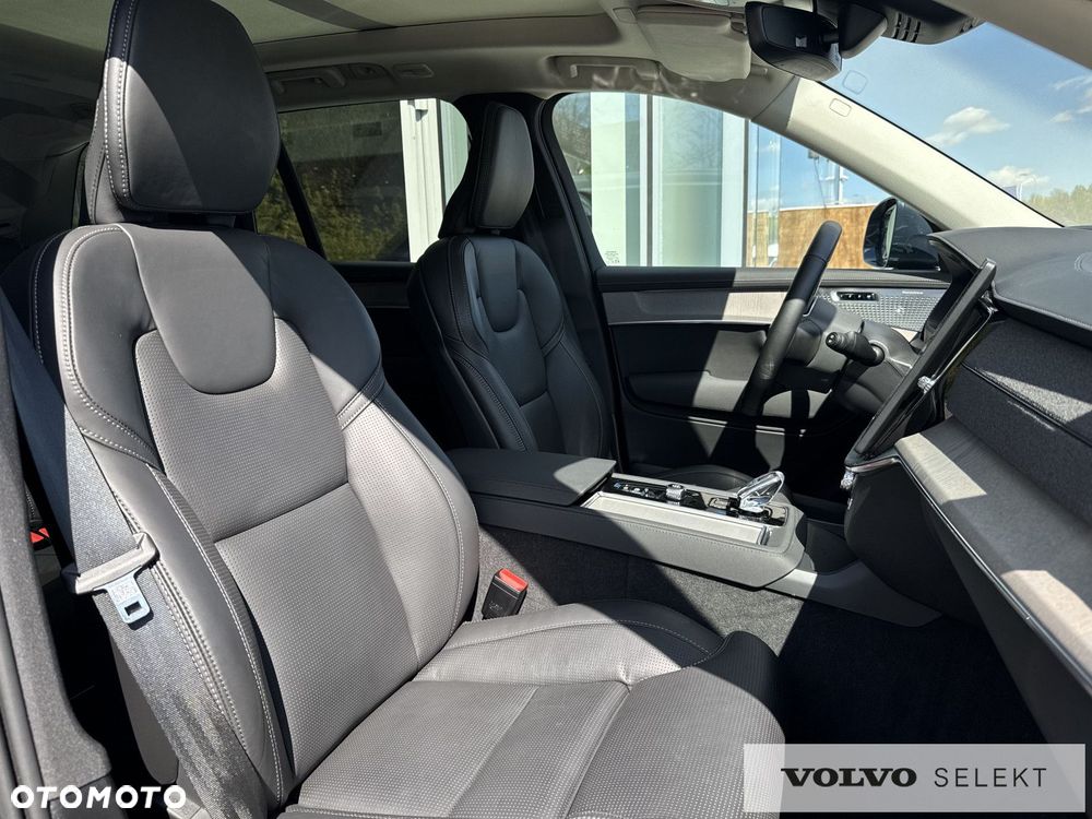 Volvo XC 90 - 21