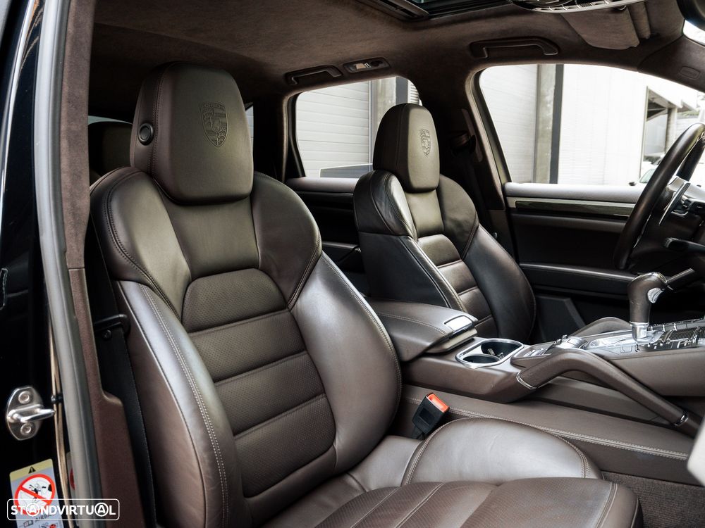 Porsche Cayenne S - 21