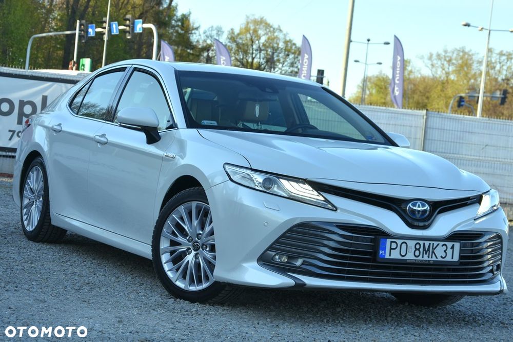 Toyota Camry 2.5 Hybrid Executive CVT - 3