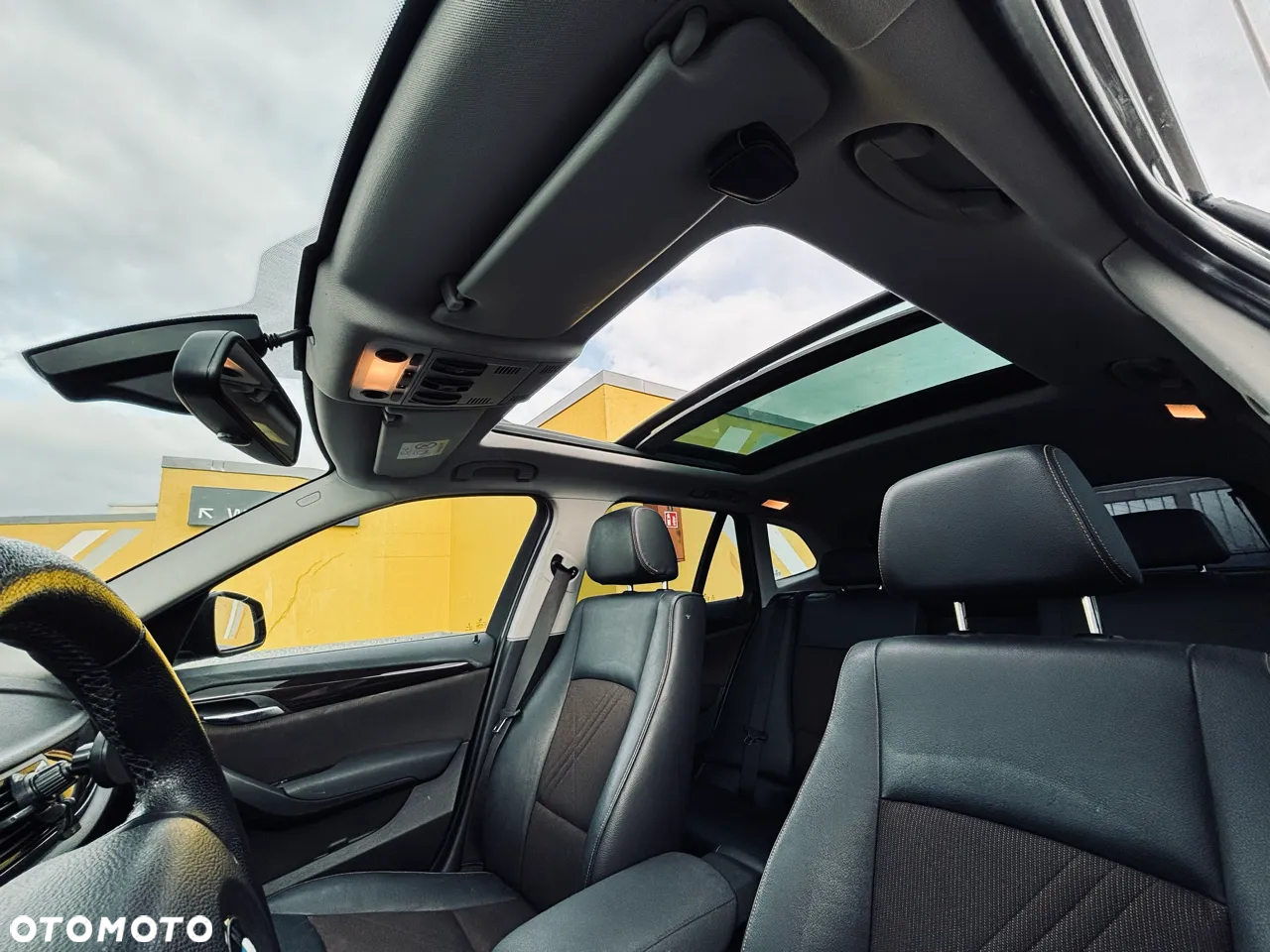 BMW X1 sDrive18d xLine - 9