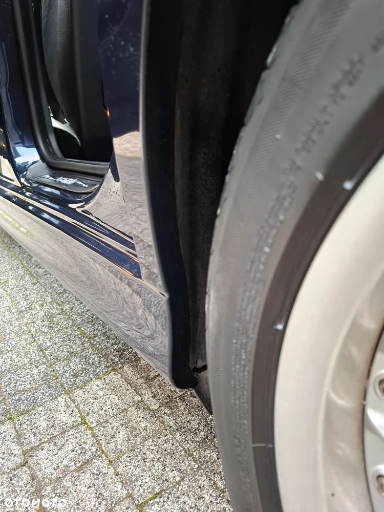 BMW Seria 5 525i - 36