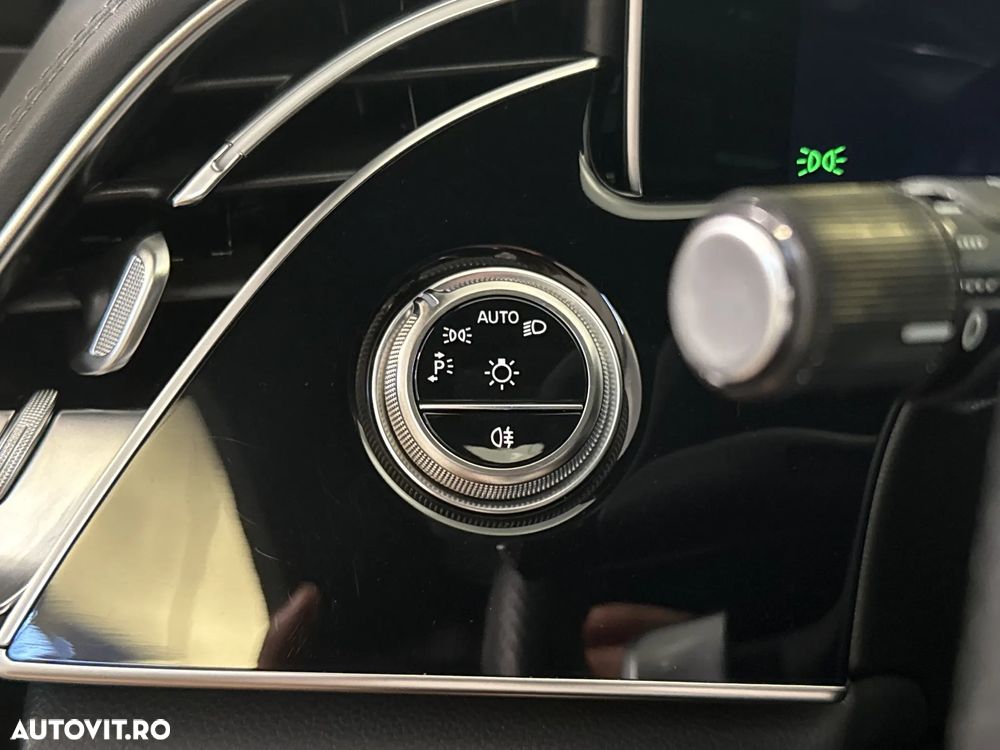 Mercedes-Benz E 220 d MHEV - 16