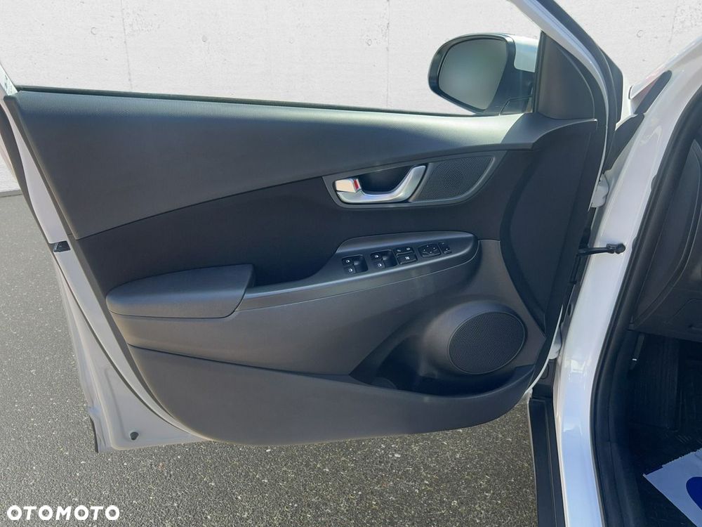 Hyundai Kona - 10
