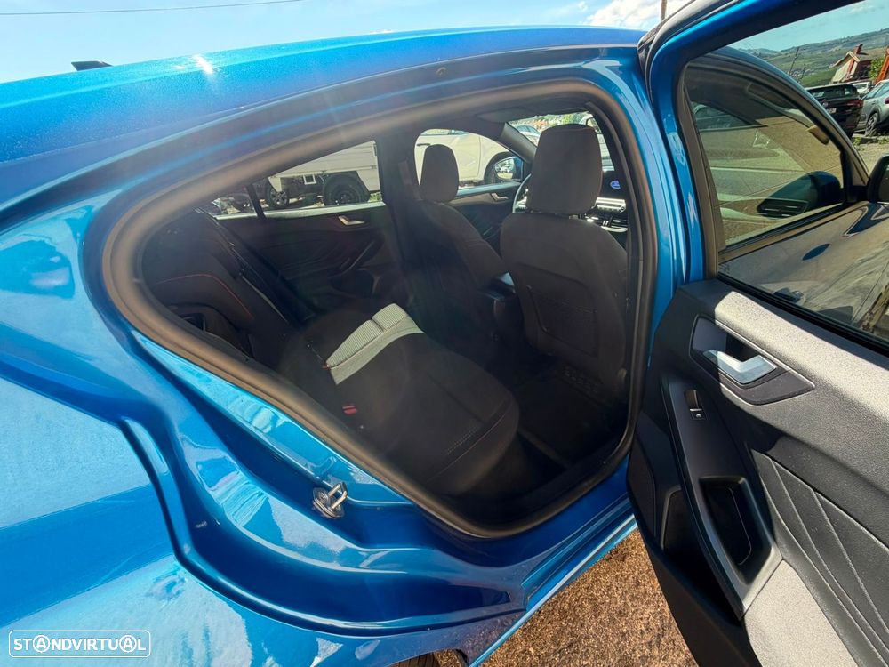 Ford Focus 1.0 EcoBoost MHEV Active - 19