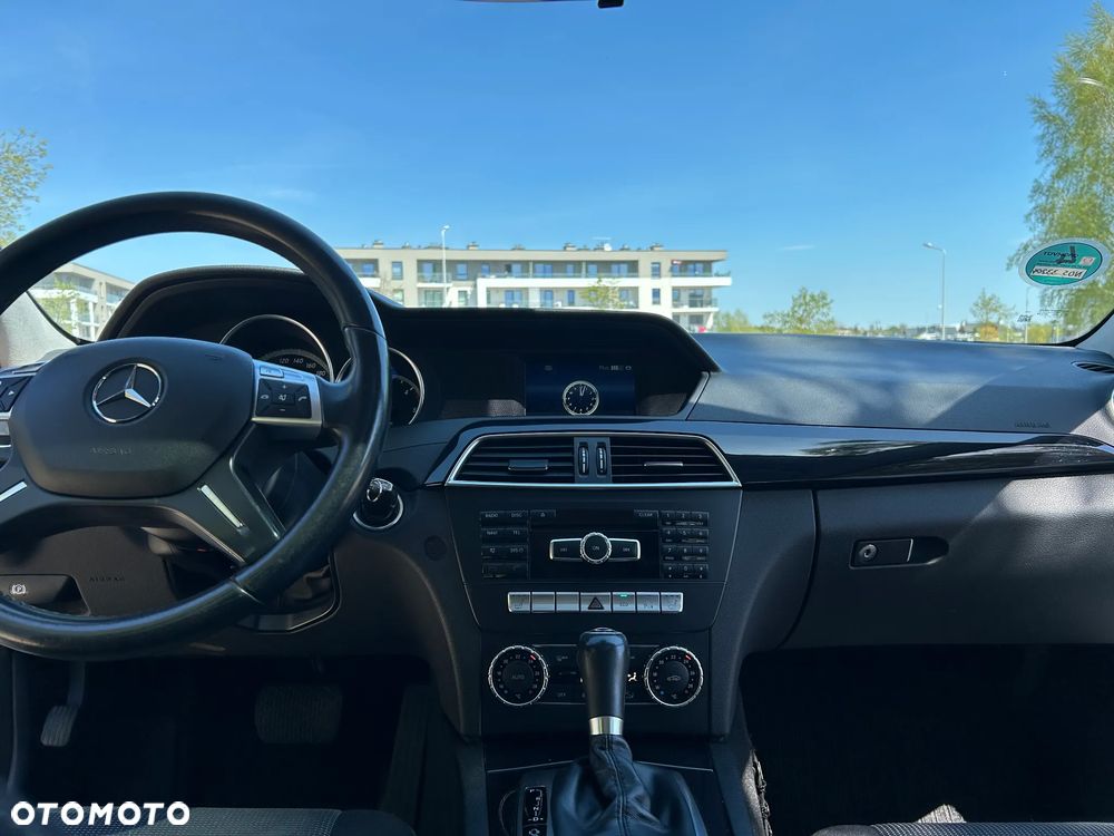 Mercedes-Benz Klasa C 200 CDI DPF Automatik BlueEFFICIENCY - 30