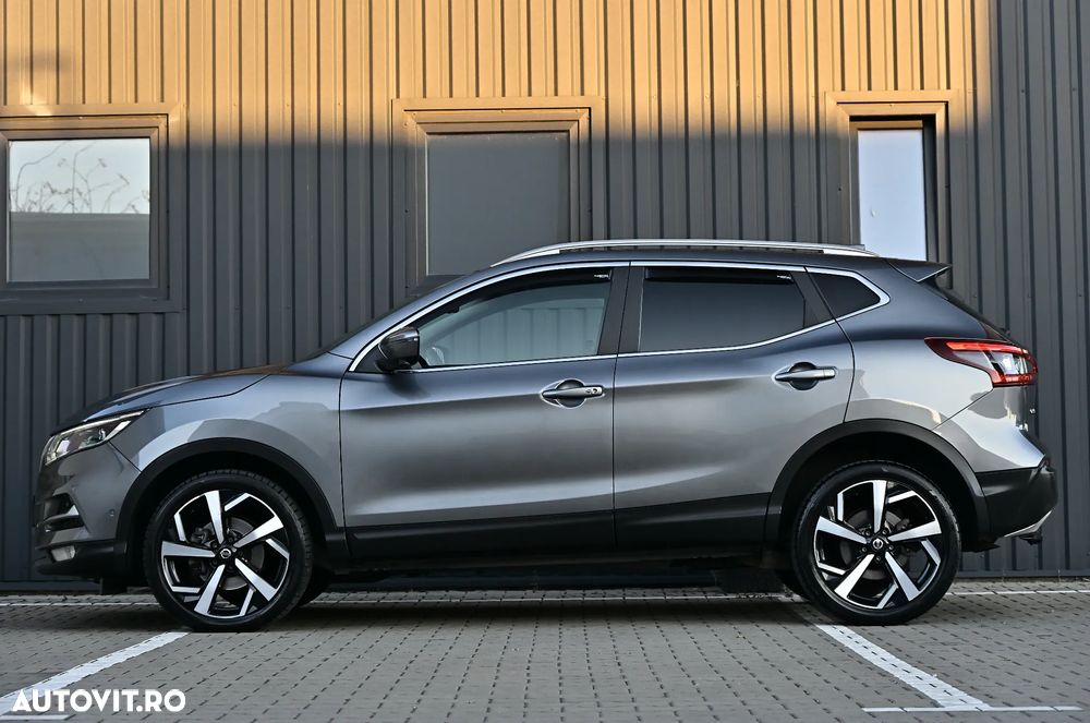 Nissan Qashqai 1.7 dCi Xtronic ALL-MODE 4x4i TEKNA+ - 17