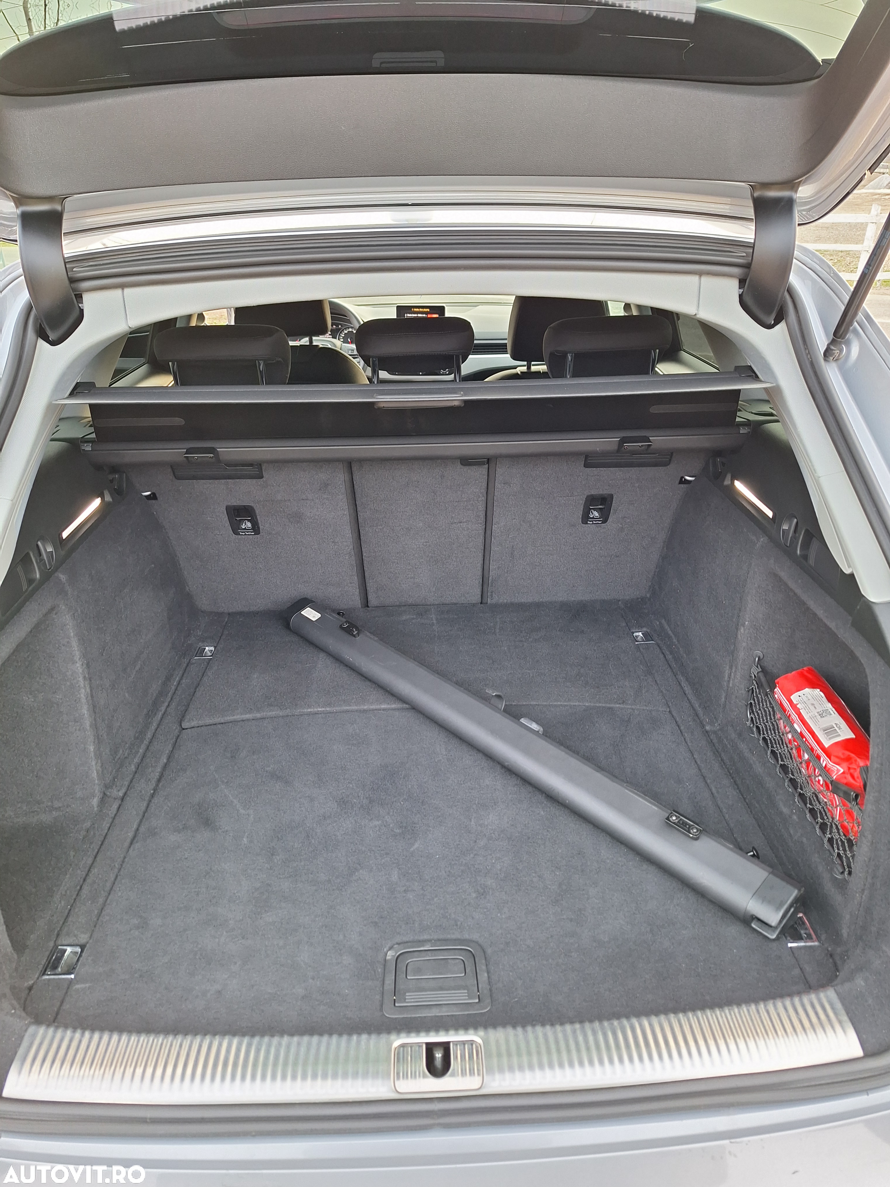 Audi A4 Avant 2.0 TDI ultra S tronic - 6