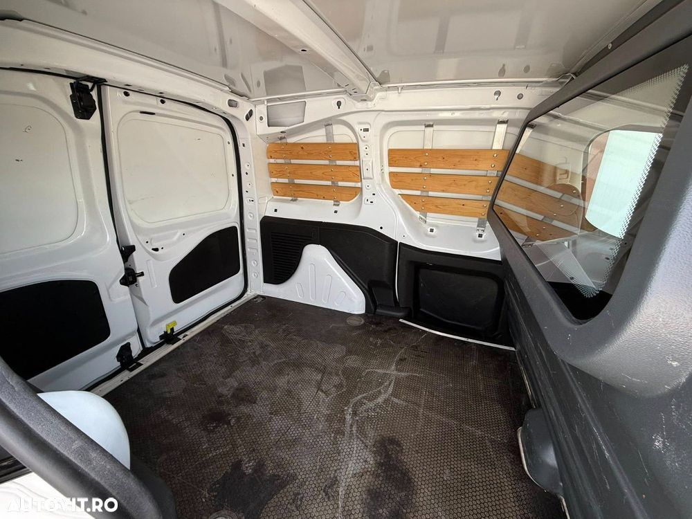 Peugeot Partner - 10