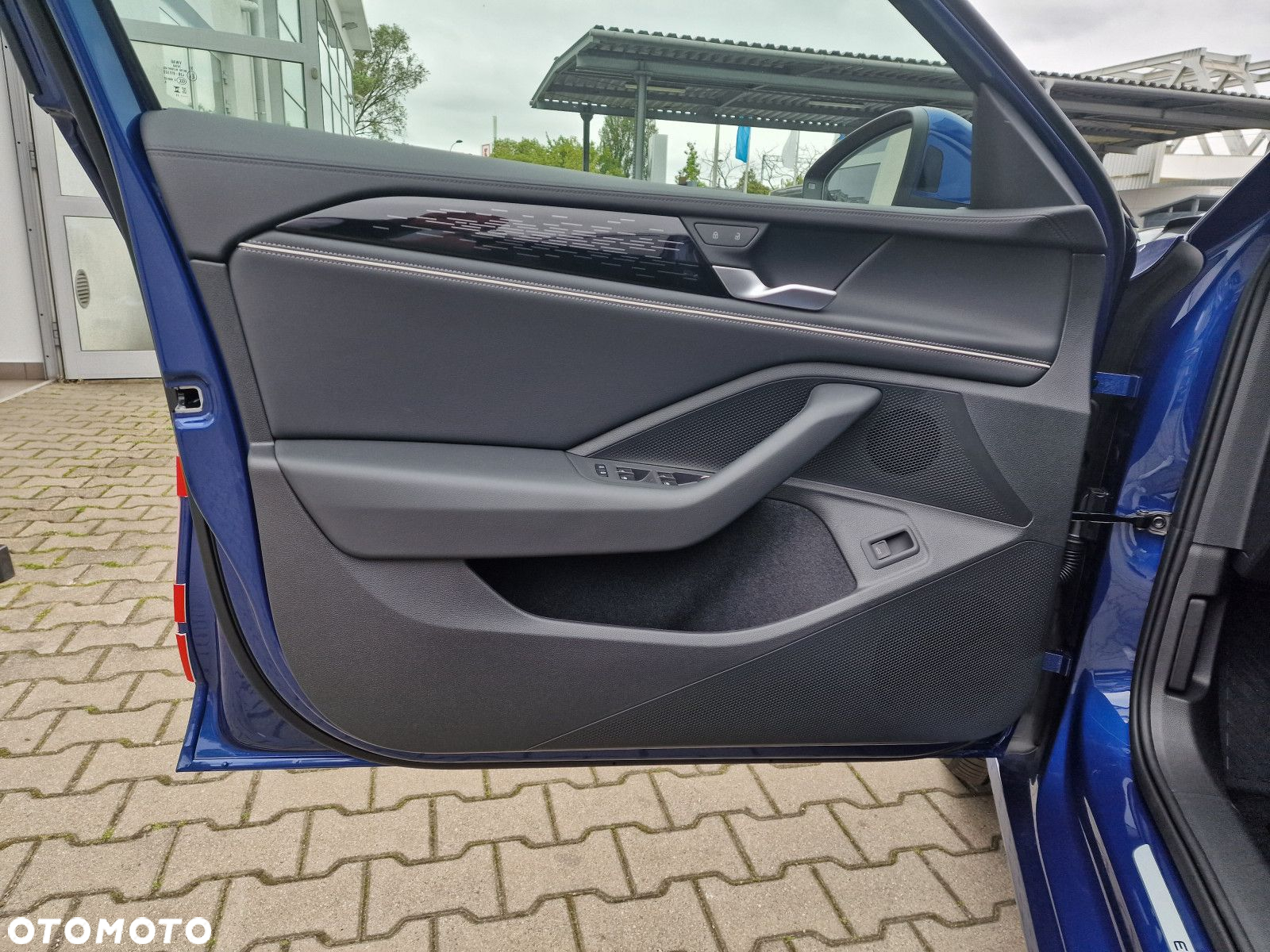 Volkswagen Passat 1.5 TSI EVO Elegance DSG - 8