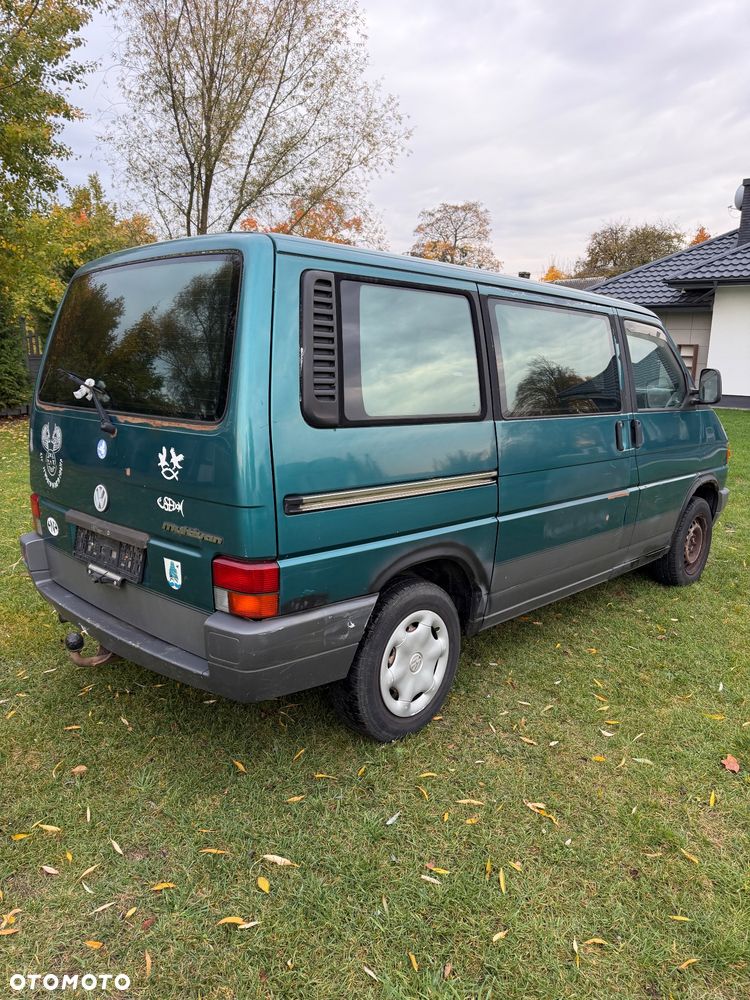 Volkswagen Multivan D - 8