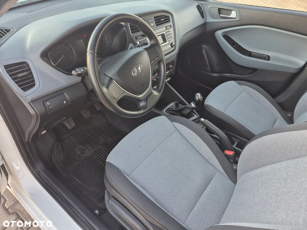 Hyundai i20 - 26