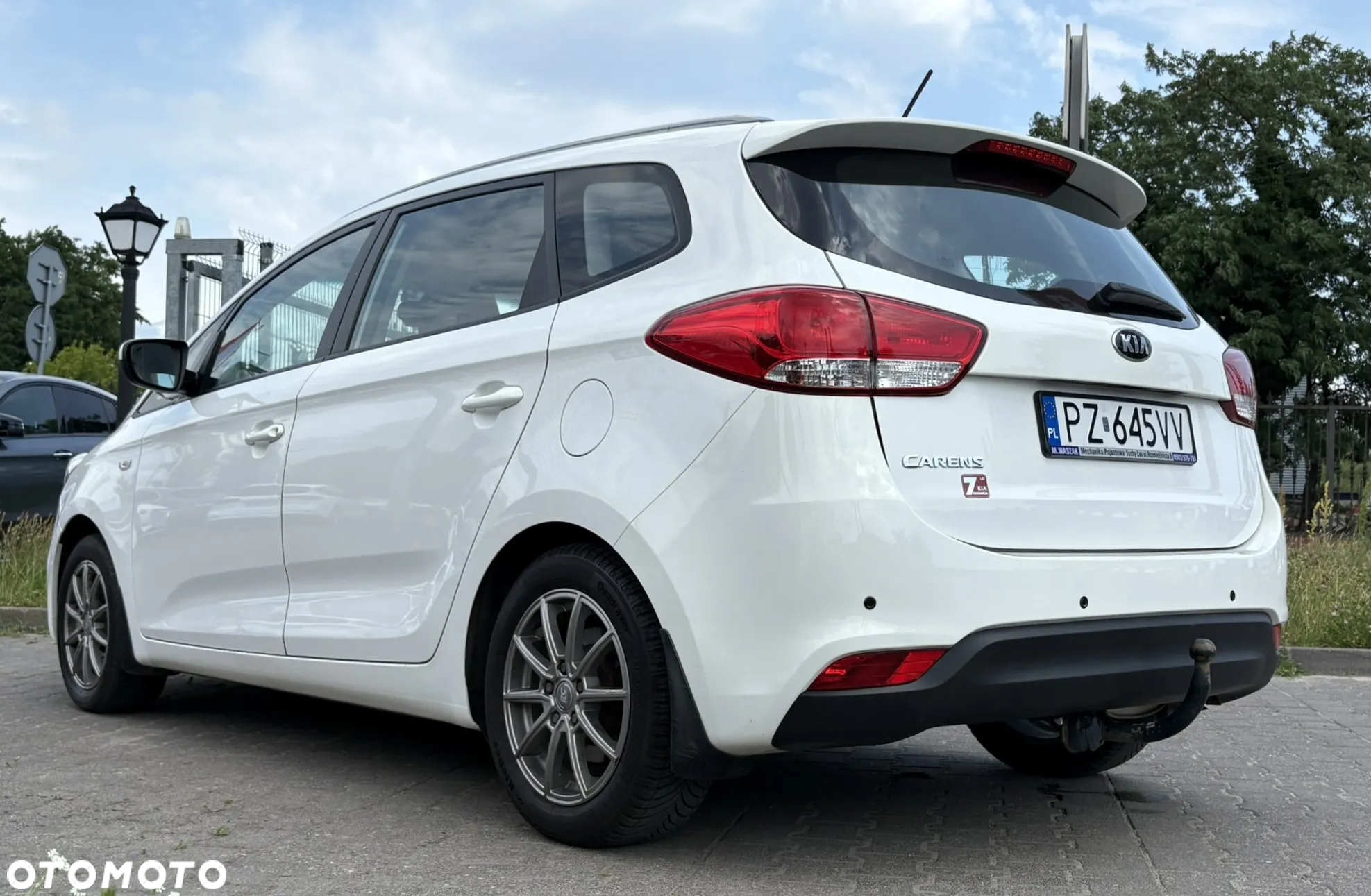 Kia Carens 1.6 GDI M - 7