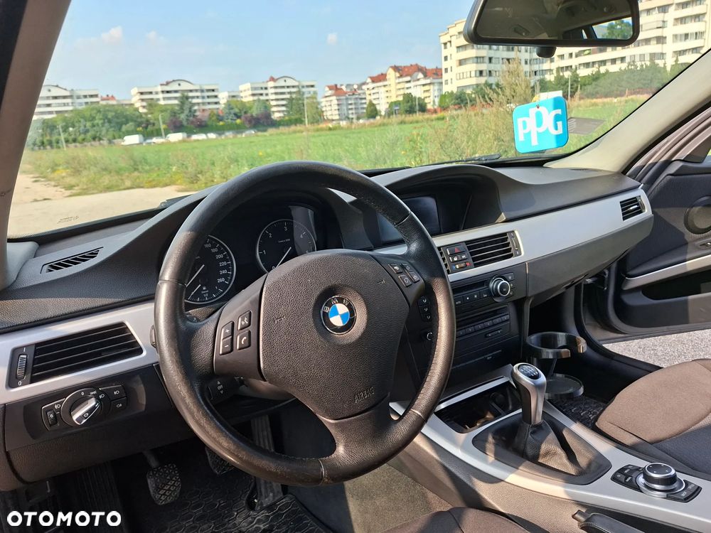 BMW Seria 3 - 13