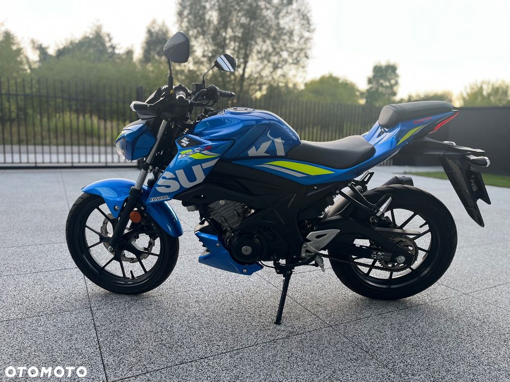 Suzuki GSX - 14