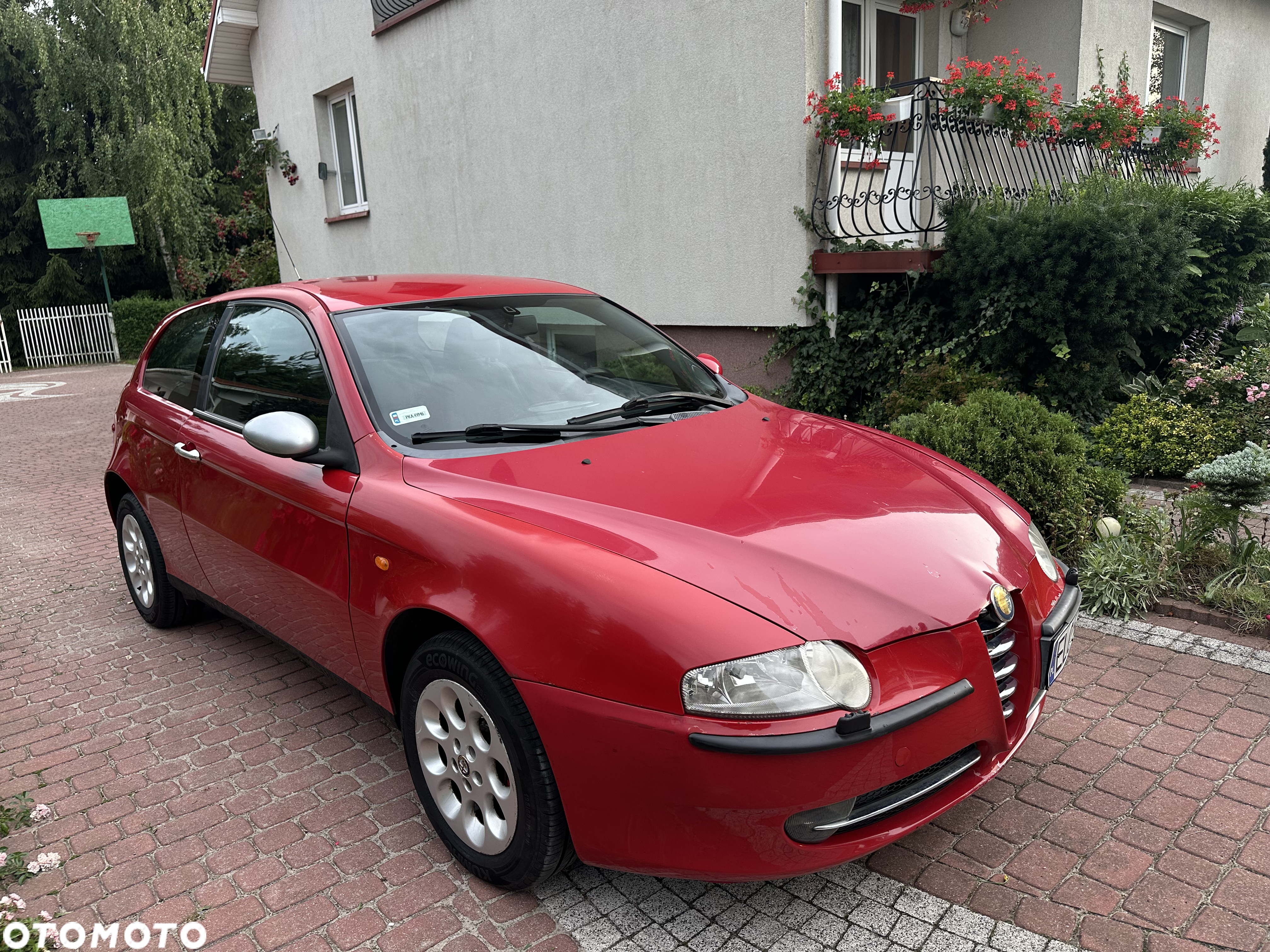 Alfa Romeo 147 - 8