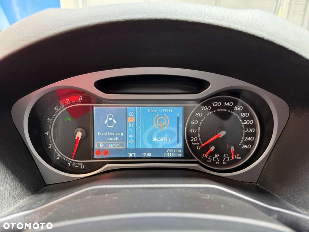 Ford Mondeo 2.0 Titanium X - 23