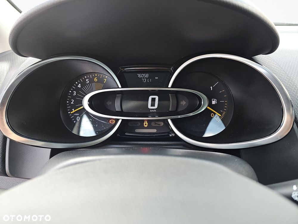 Renault Clio 1.2 16V Limited EU6 - 18