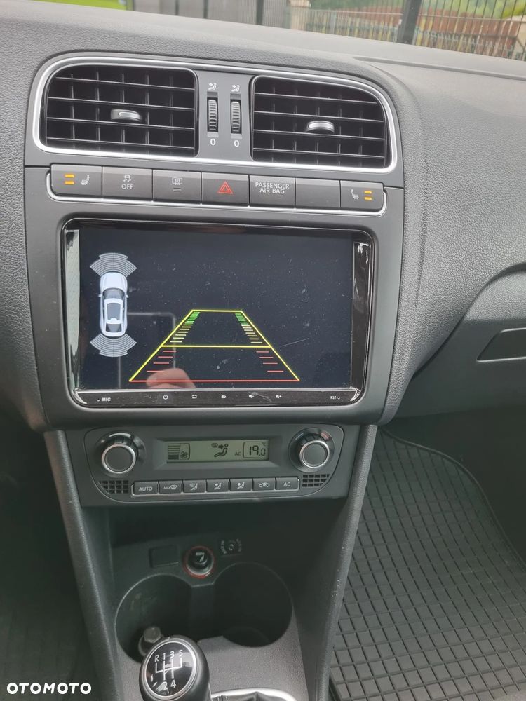Volkswagen Polo 1.2 Style - 21