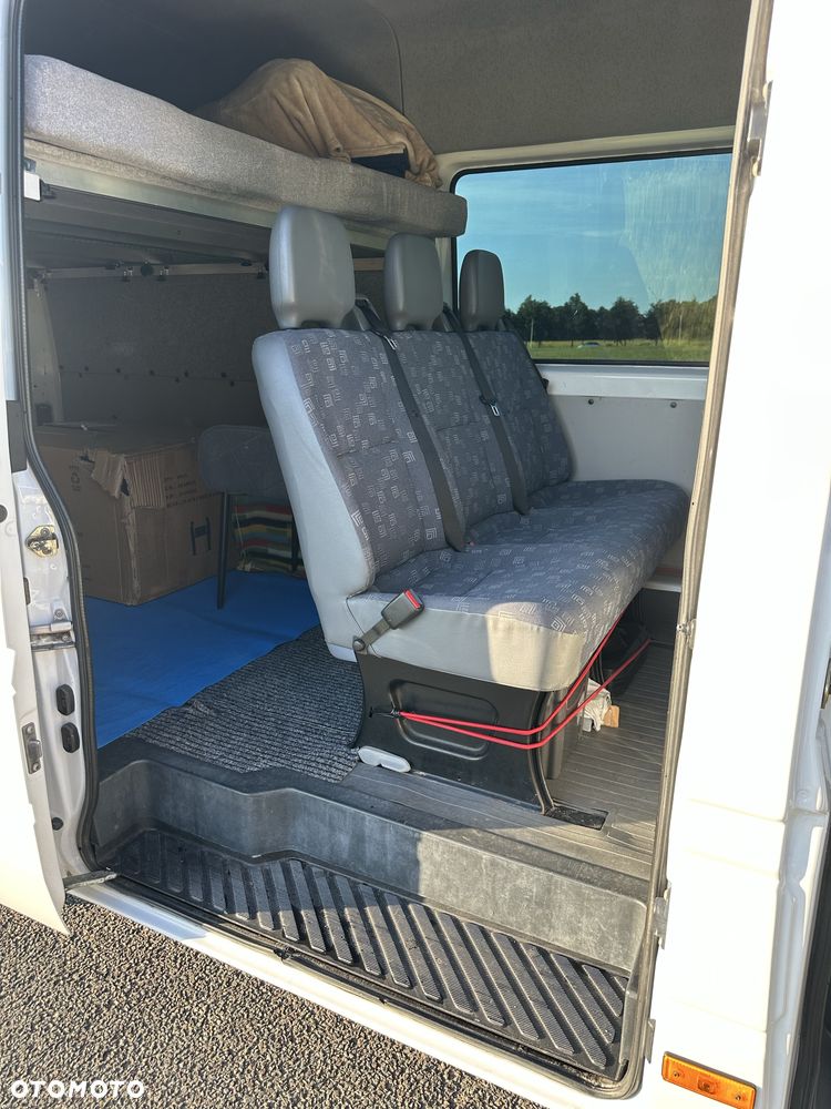 Mercedes-Benz Sprinter - 5