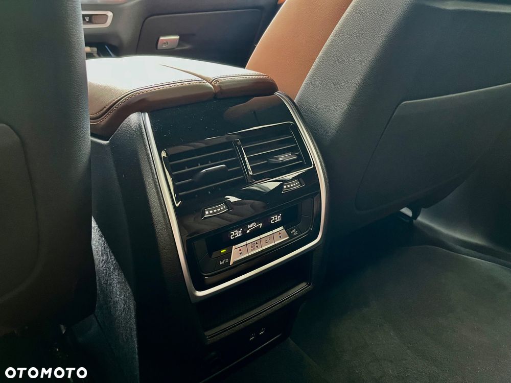 BMW X7 xDrive40d mHEV M Sport sport - 14