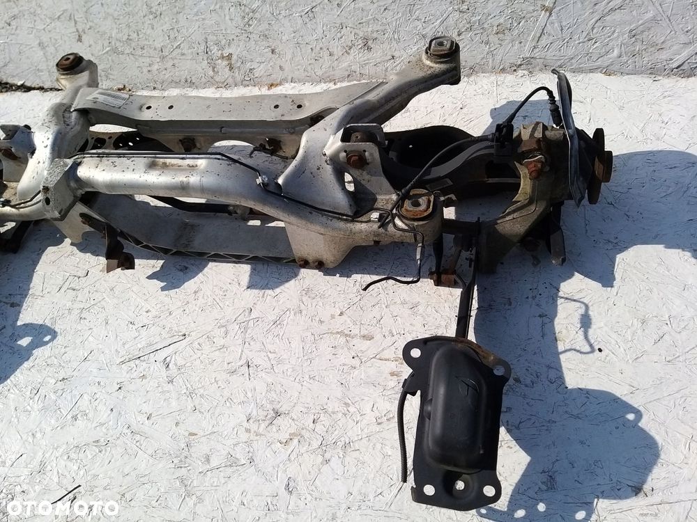 vw passat b6 4-motion 4x4 zawieszenie belka kołyska tył tylne 3c0505235s - 3