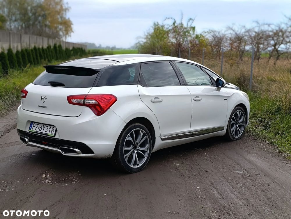 Citroën DS5 2.0 HDi Hybrid4 SoChic MCP - 9
