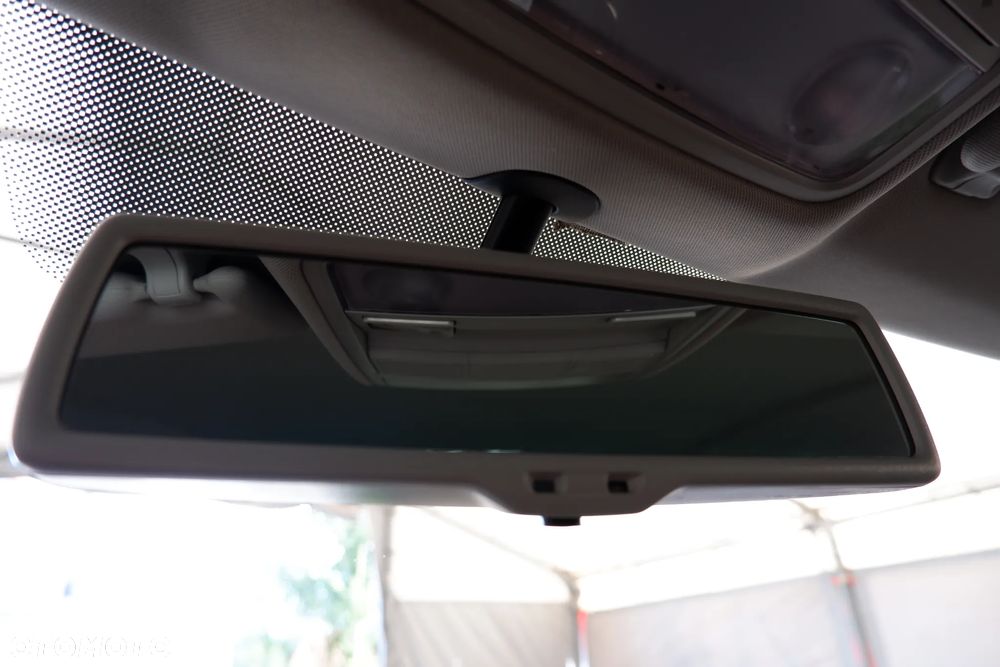 Volkswagen Tiguan - 25