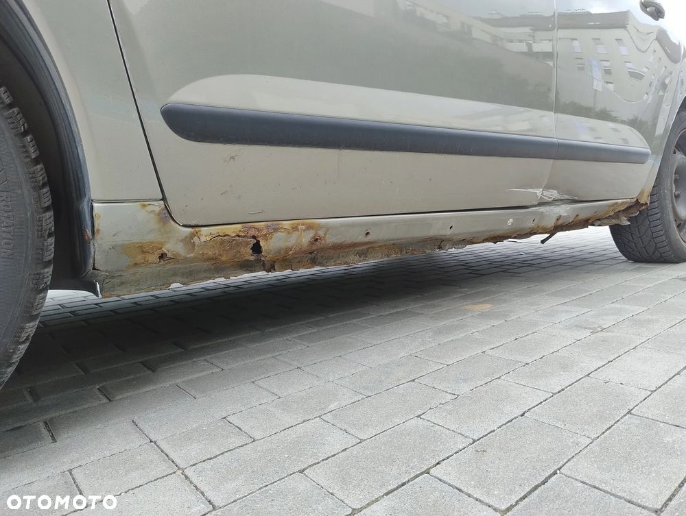 Peugeot 3008 1.6 HDi Premium - 15